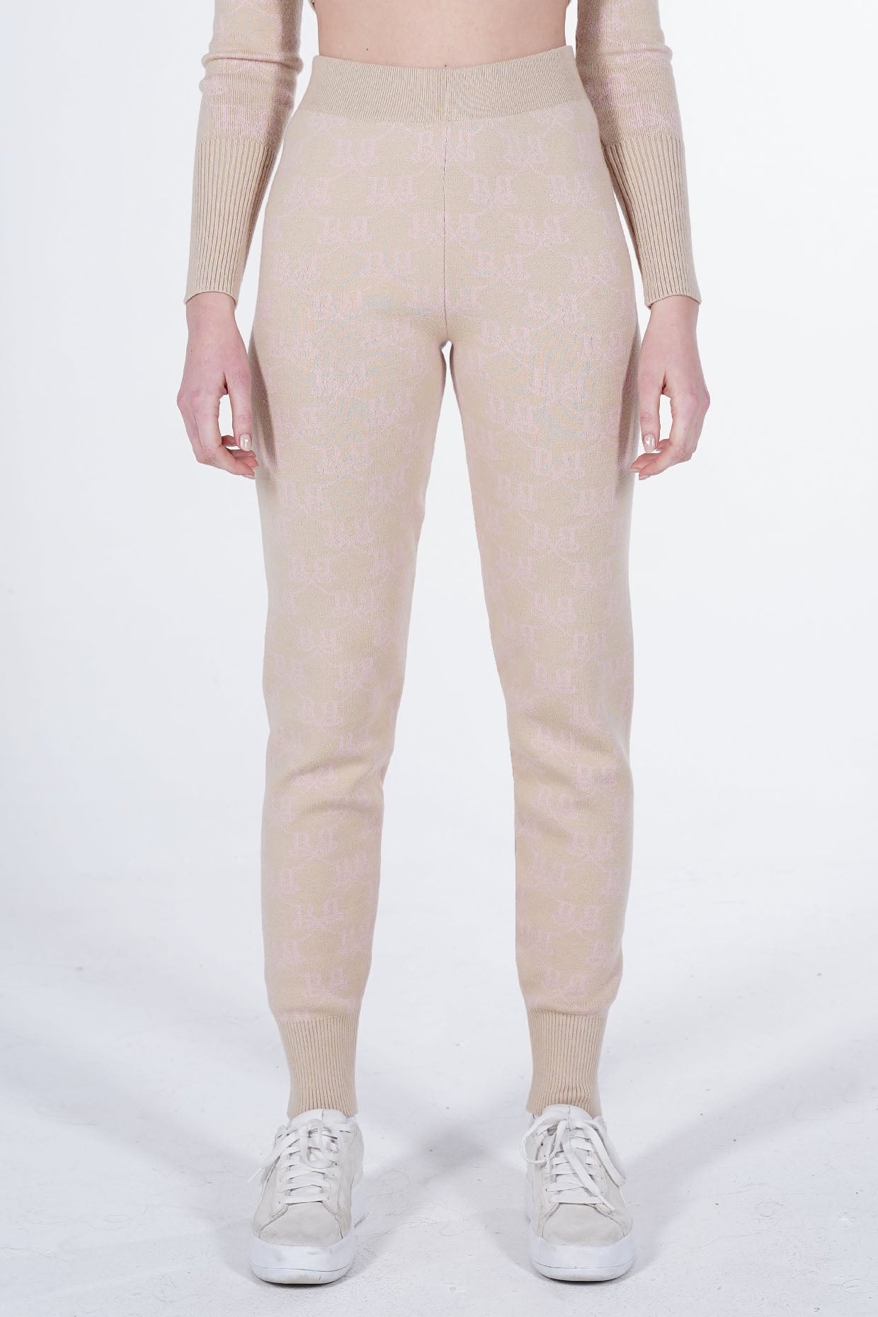 LogoB \ Pantalone