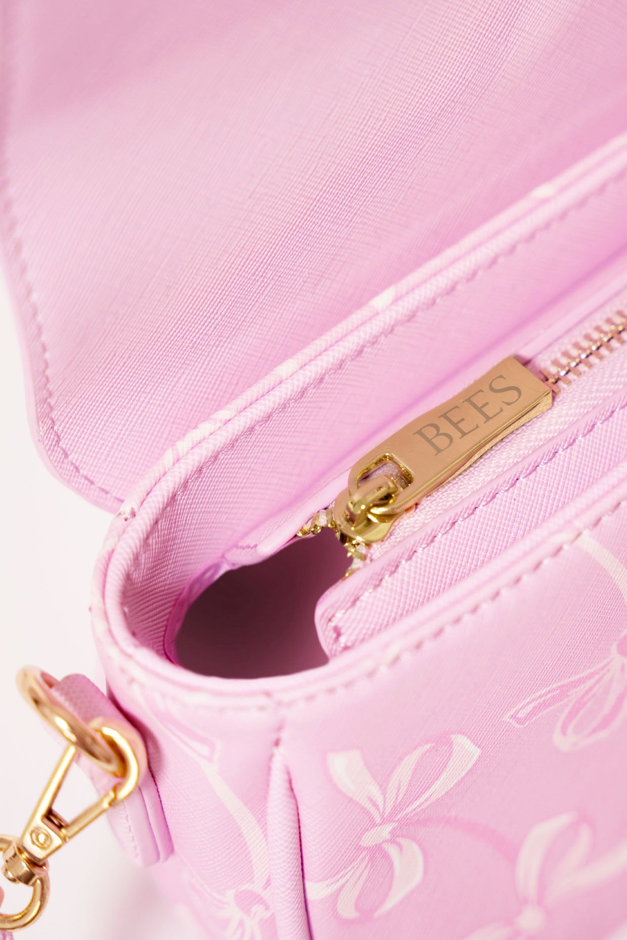 Beverly Hills clutch bag