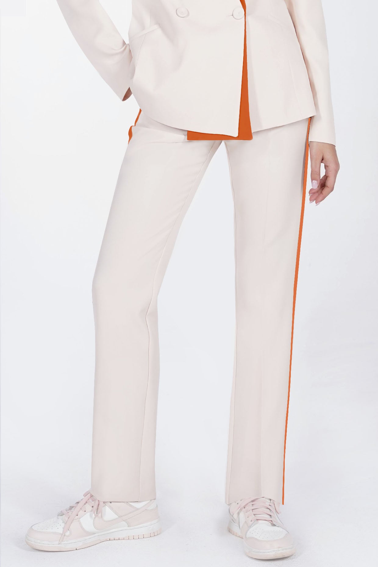 RevolveP. \ Pantalone Diritto Panna