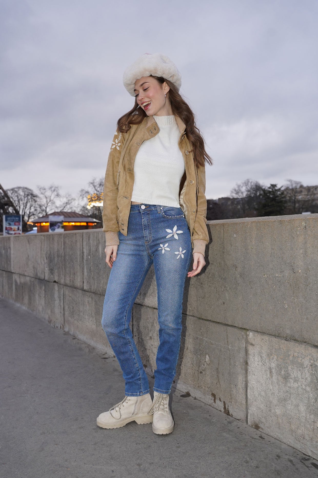 Jeans skinny con ricamo - Llenya